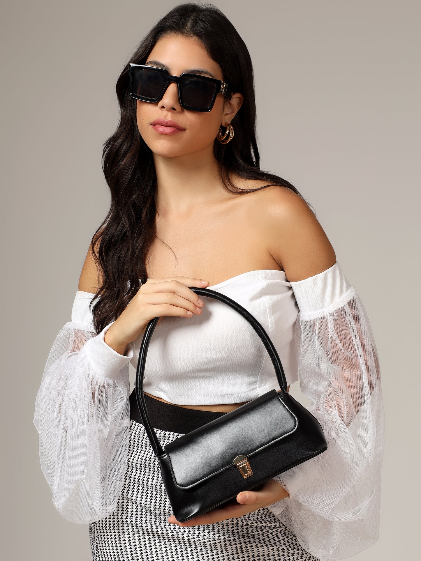 Black Shimy bag