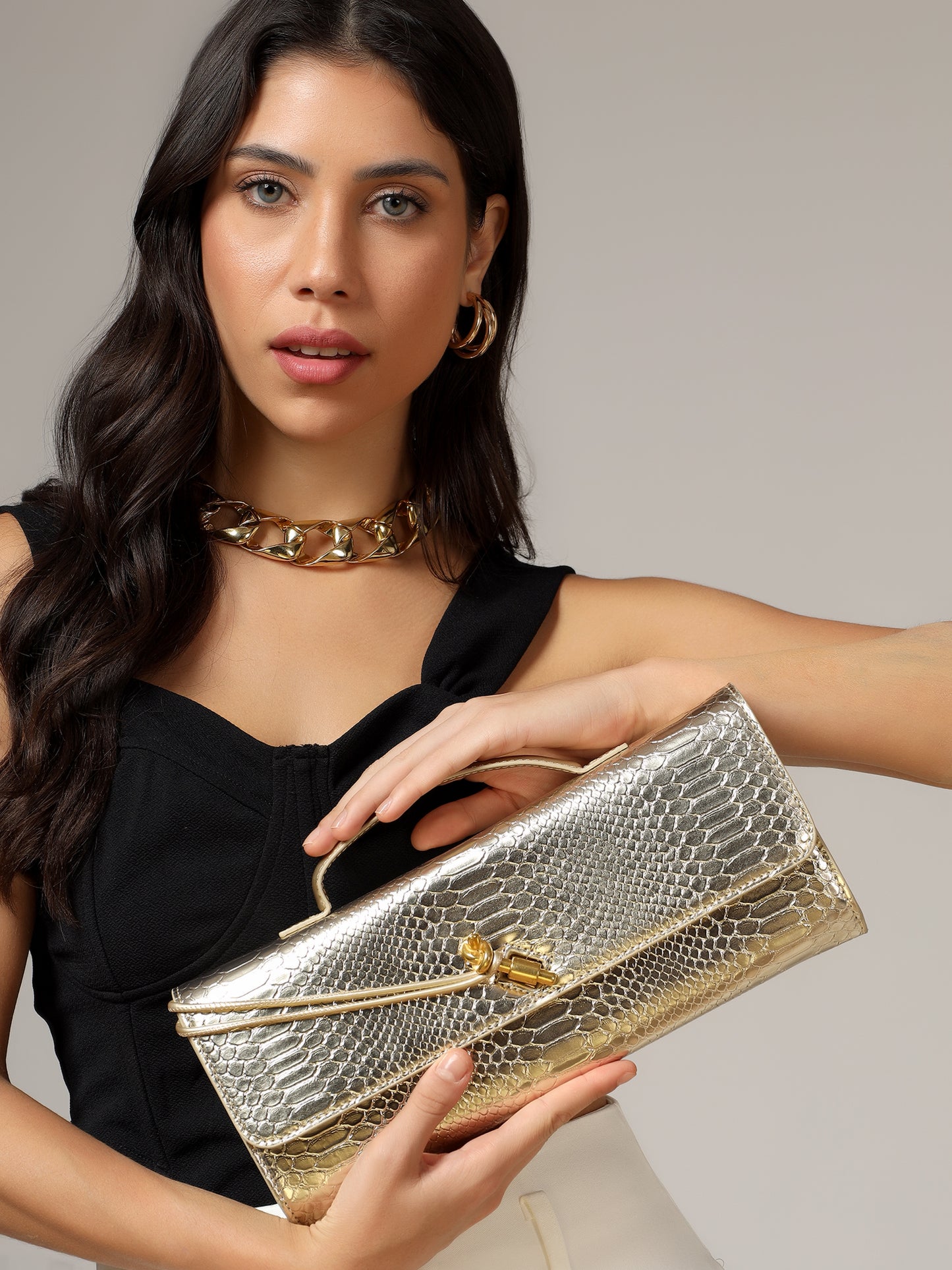 gold rizz bag