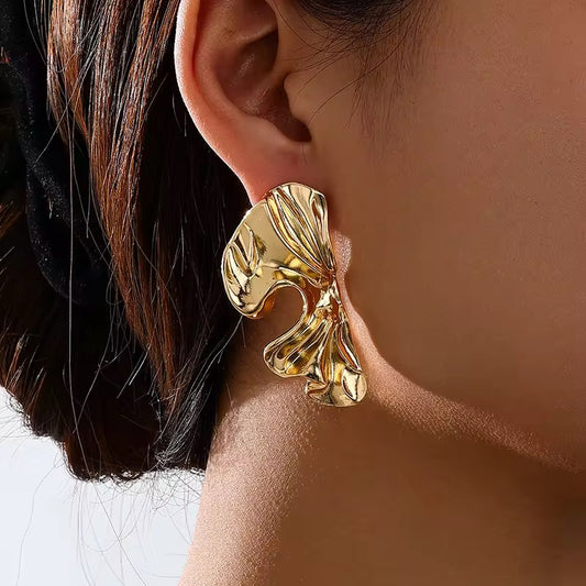 Assymetric leaf earrings