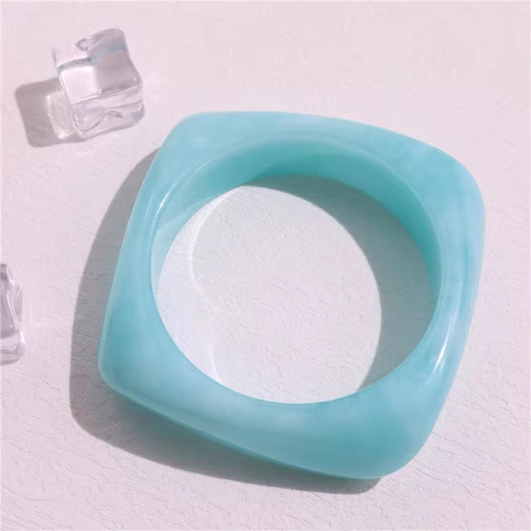 Colourful resin bangles