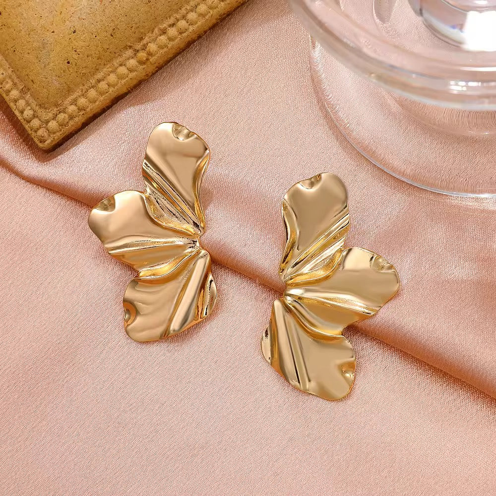 Half flower earring