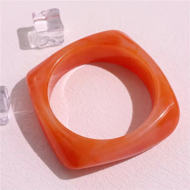 Colourful resin bangles