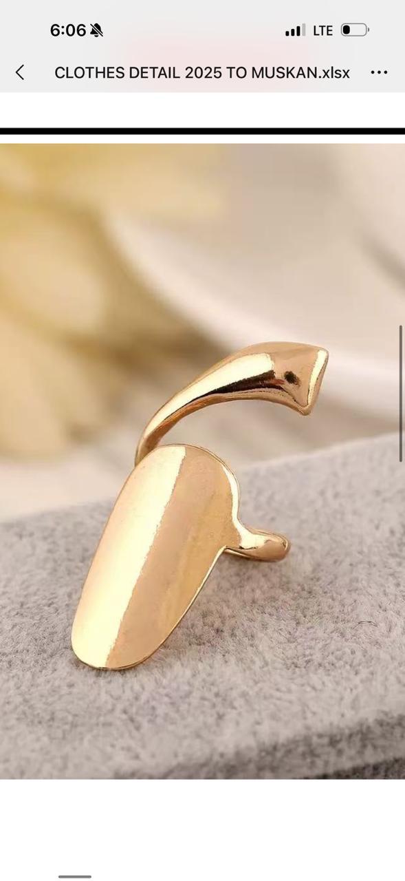 Metallic Gold-Plated Fingertip Nail Ring